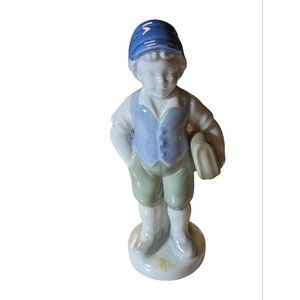 Vtg. Gerold Porcelain Bavaria W Germany Porcelain Figurine Boy with Book 6.5”
